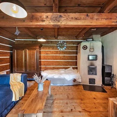 Drevenica Na Kraji Sveta