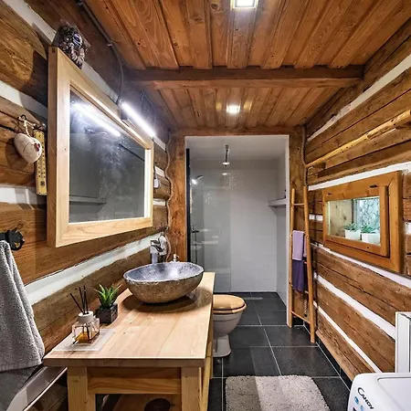 Drevenica Na Kraji Sveta Villa